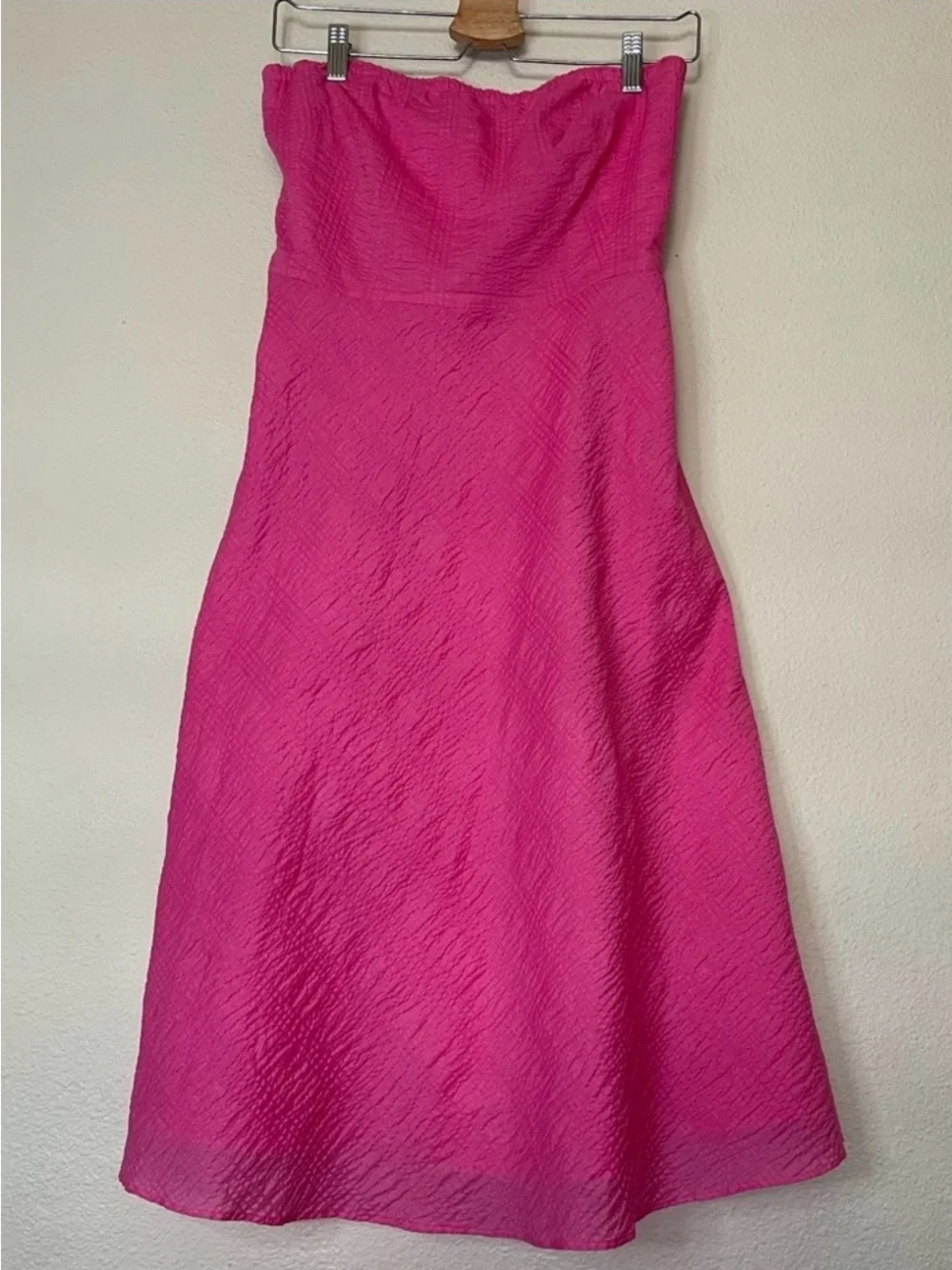 Strapless pink linen Midi Dress
